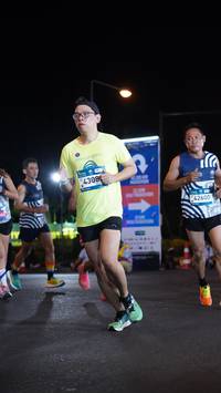 BIB: 4308, 42600
                            <button type="button" onclick="openModal(23067610)" class="btn btn-primary btn-sm float-right btn-popup" data-toggle="modal" data-target=".modal-high-quality">
                        <i class="fas fa-shopping-cart"></i> Add to Cart
                    </button>
                                            <button type="button" onclick="isThisMe(23067610, true)" class="btn btn-success btn-sm float-right btn-popup btn-isme hidden" data-toggle="tooltip" data-placement="bottom" title="นี่คือรูปของคุณใช่ไหม คลิกที่นี่เพื่อเอาเข้าอัลบั้ม">
                        <i class="fas fa-plus"></i> Add to album
                    </button>
                    <button type="button" onclick="isThisMe(23067610, false)" class="btn btn-warning btn-sm float-right btn-popup btn-isnotme hidden">
                        <i class="fas fa-ban"></i> Remove from album
                    </button>